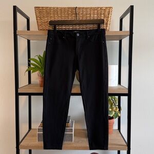 Liverpool Mid-Rise Black Ponte Knit Jegging Cropped Pants, 6 / 28P